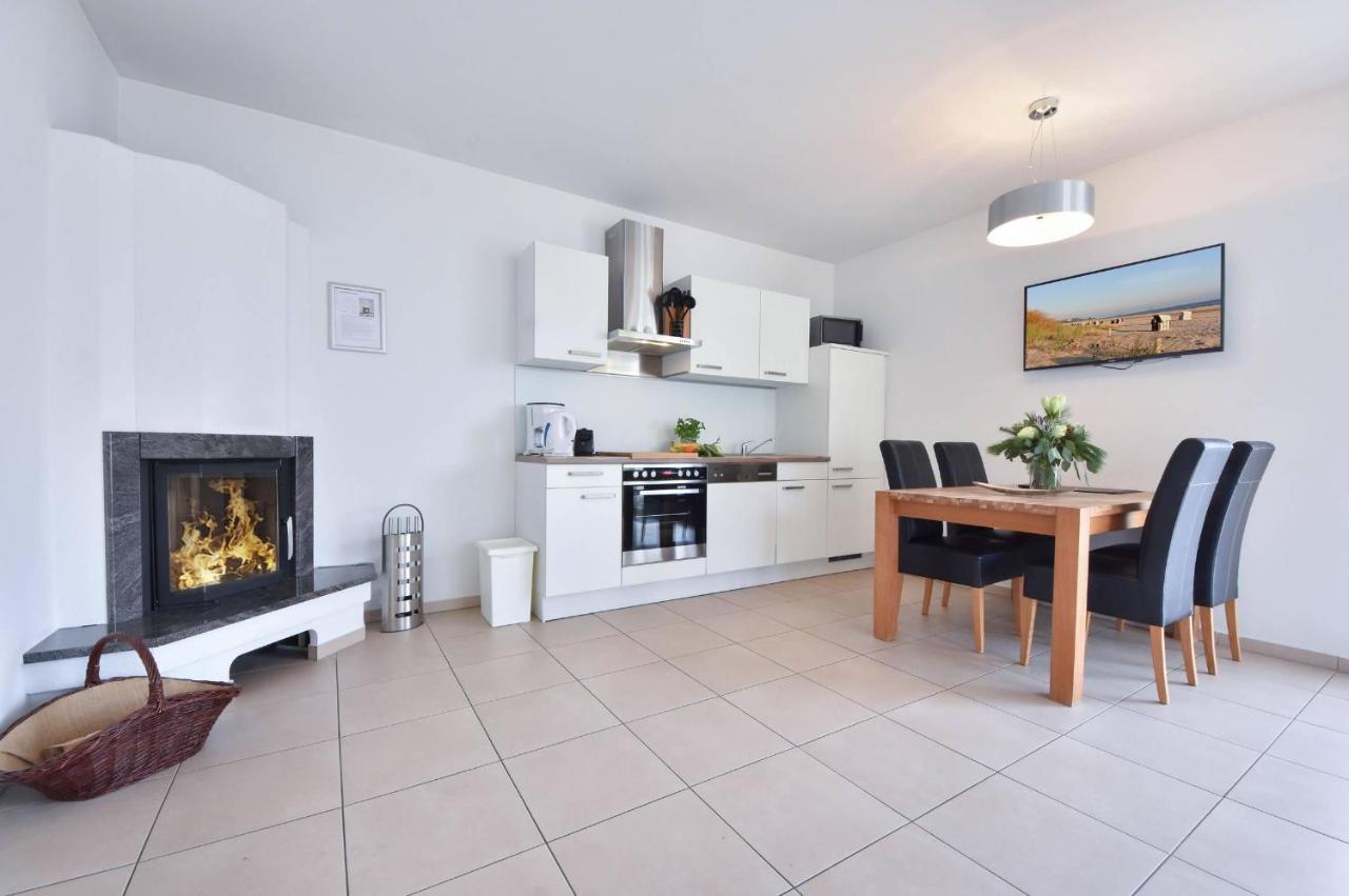 Villa Kaja Wohnung Achterland Korswandt Extérieur photo